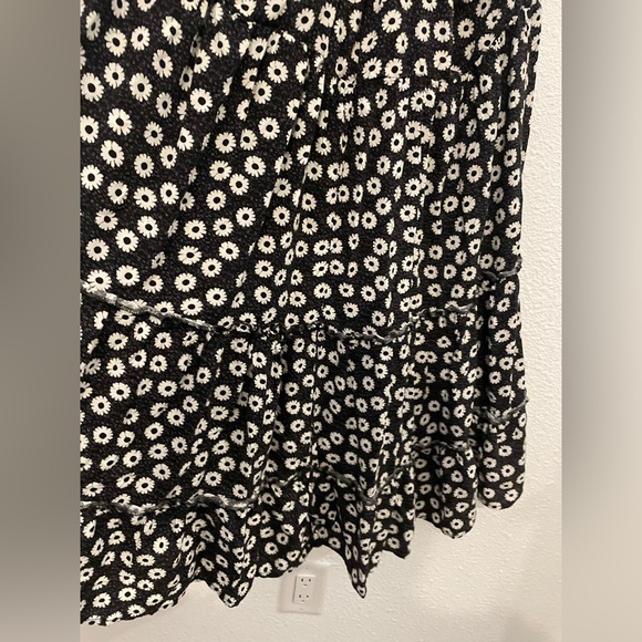 Maurices Floral Tiered Macrame Back Flowy Dress Women’s Size XL - Picture 5 of 8